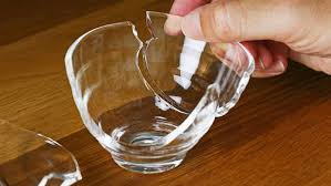 Best-Glass-Fixing-Glue